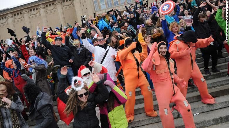 'Harlem Shake' song behind viral dance trend turns 10 years old